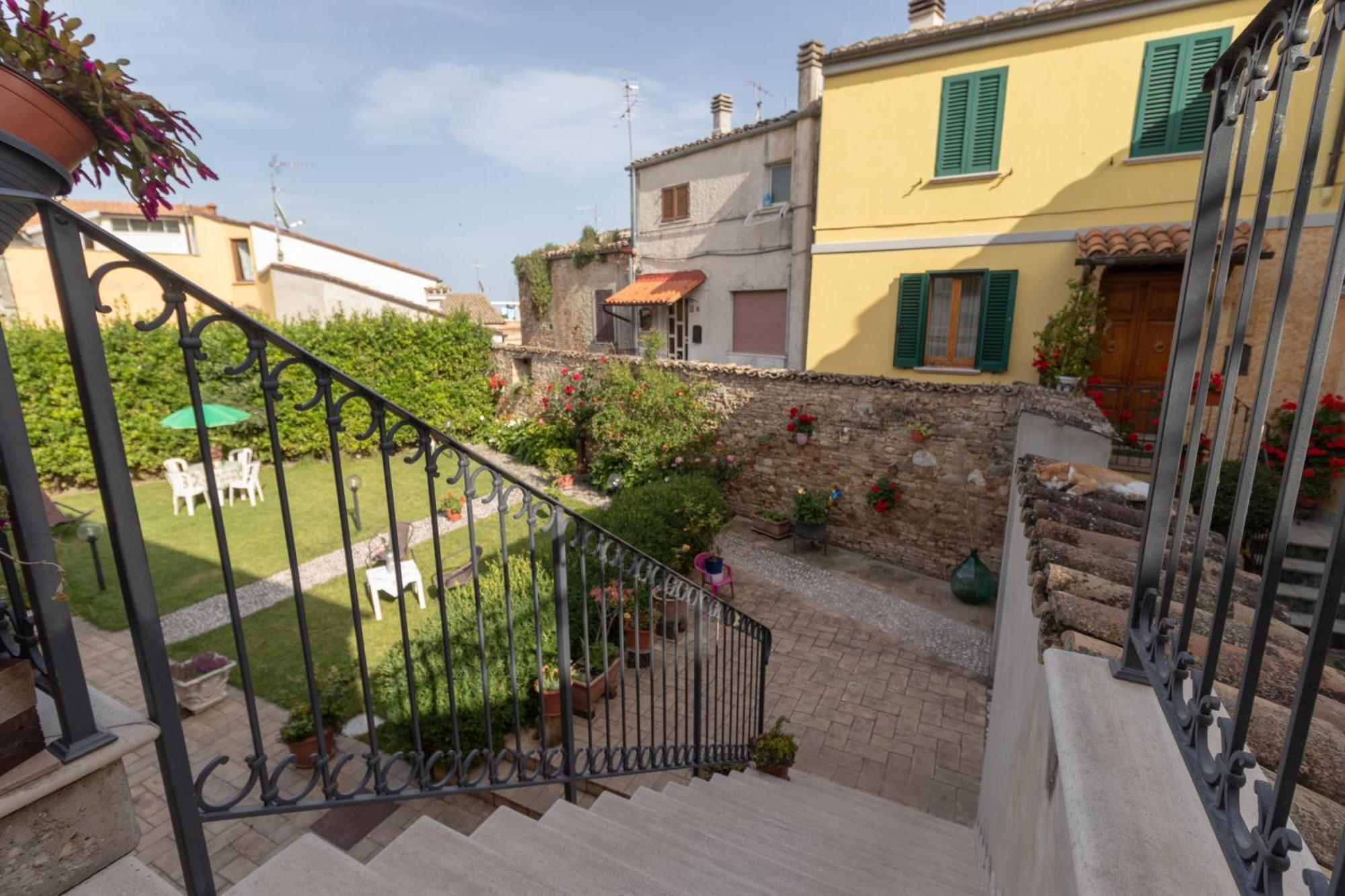 Al Belvedere Apartment II Atri Exterior photo